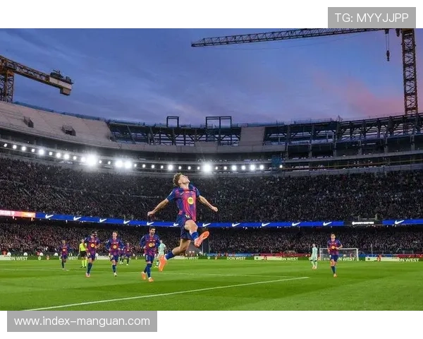 巴萨计划与年轻中场费尔明展开续约谈判,球员本赛季参与20粒进球